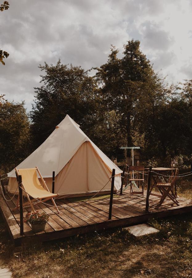 Dragonfly Gardens Urban Glamping Brasov Hotel Exterior photo