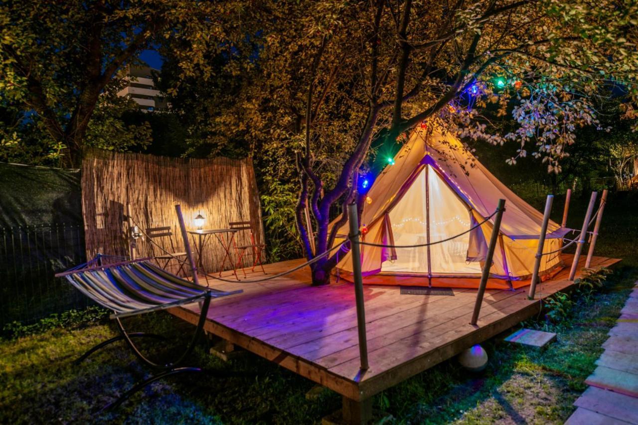 Dragonfly Gardens Urban Glamping Brasov Hotel Exterior photo